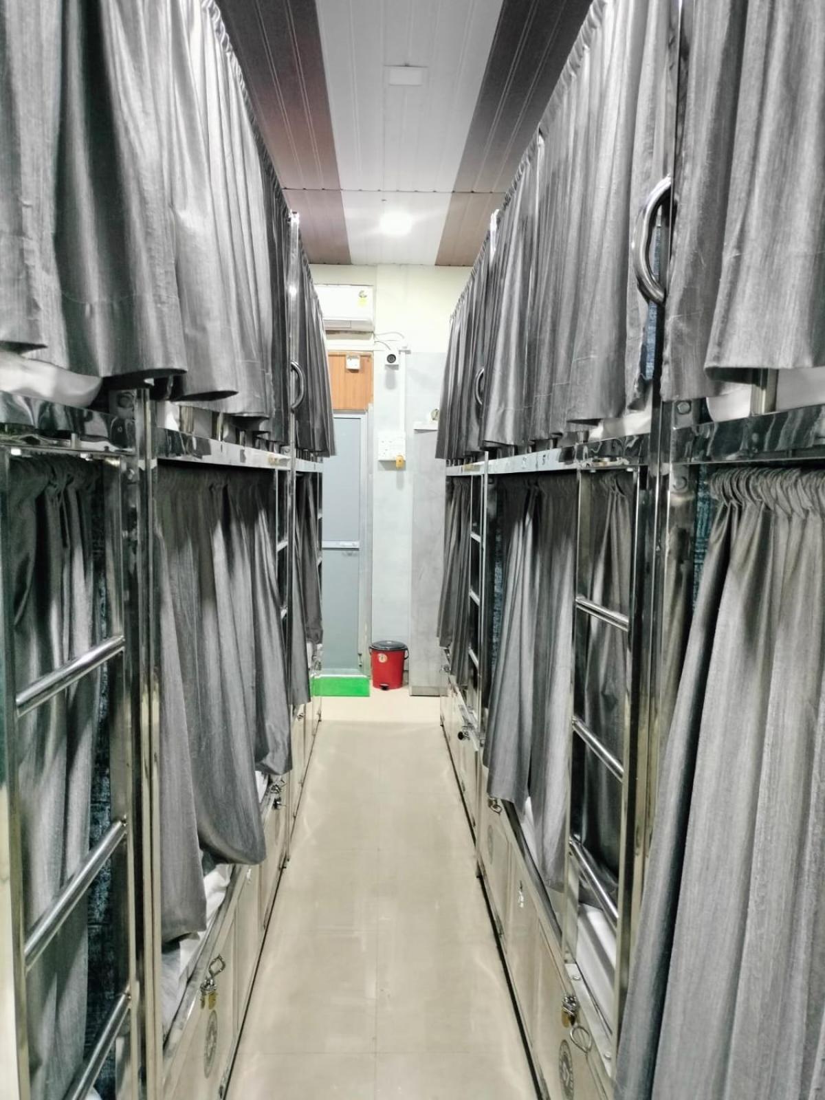 Star Dormitory Mumbai Eksteriør bilde