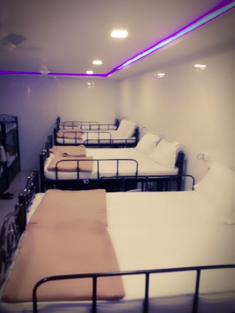 Star Dormitory Mumbai Eksteriør bilde