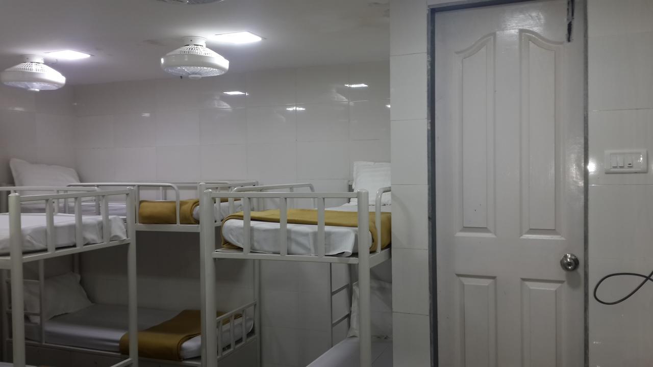 Star Dormitory Mumbai Eksteriør bilde