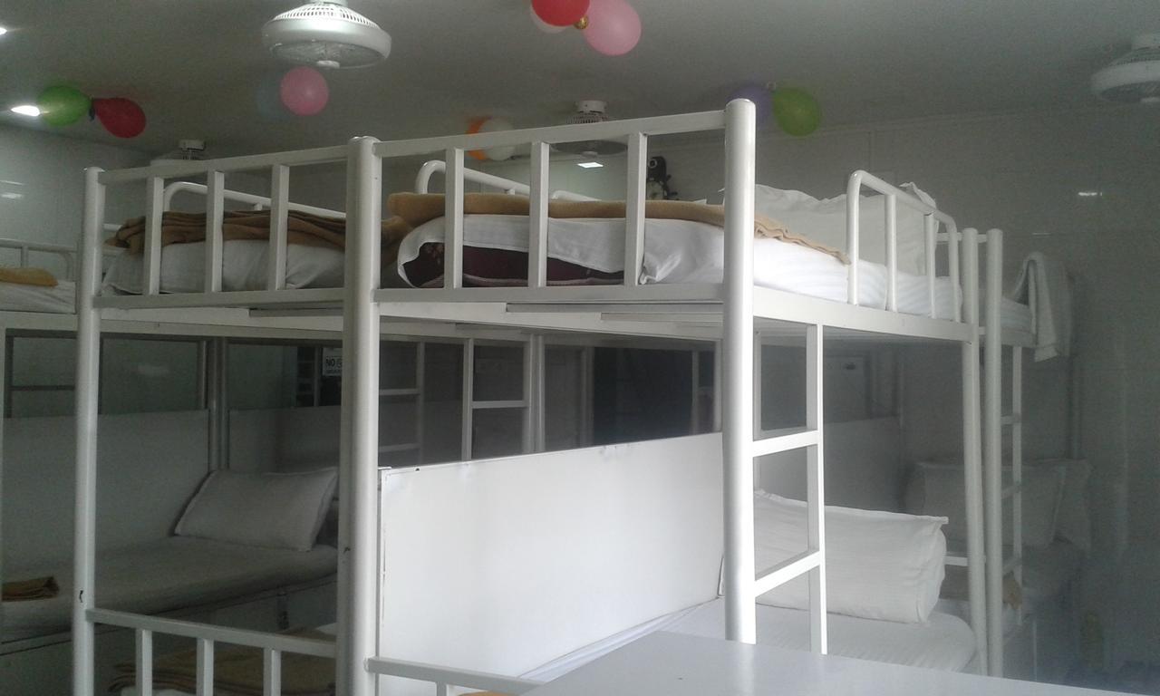 Star Dormitory Mumbai Eksteriør bilde